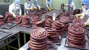 'आखिर ये लोग क्या बना रहे हैं ? Blood Sausage (sundae) Making Process | Korean food factory'