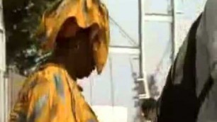 'Amadou _ Mariam con Manu Chao Senegal fast food.mp4'