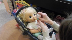 'Feeding 2006 Soft Face Baby Alive Delilah Green Veggies Food Packet! Super Messy Diaper!'