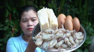 'Yummy Deep Fried Shrimp Crispy Traditional Khmer Food  Recipe -  Cooking with Davann'